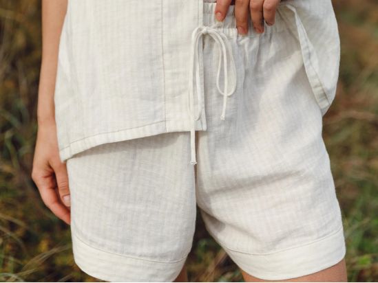Женские шорты NATURA SHORTS Кремовый
