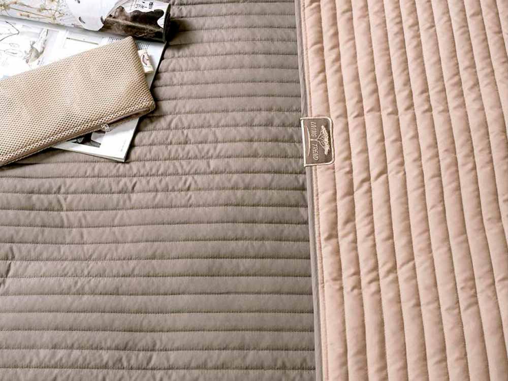 Покрывало Light 2 220x240 Бежевый -1